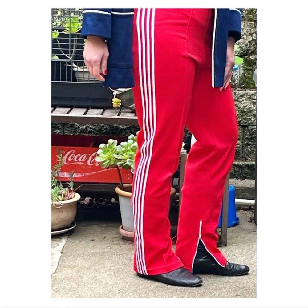 VINTAGE RED AND WHITE STRIPED TRACK PANTS | JOG-JOY